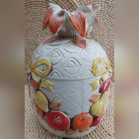 Napco Japan 1970s Pinapple Cookie Jar - Picture 3 of 12